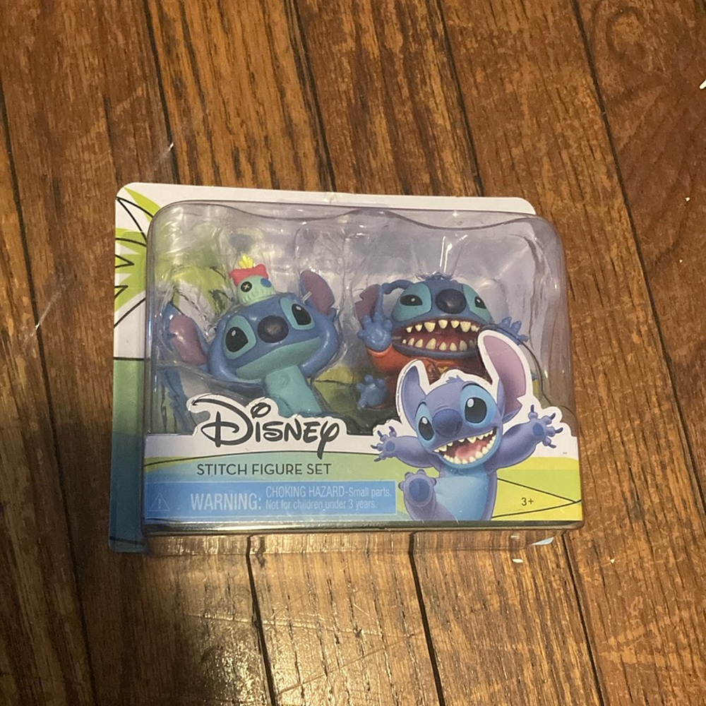 Stitch figure set